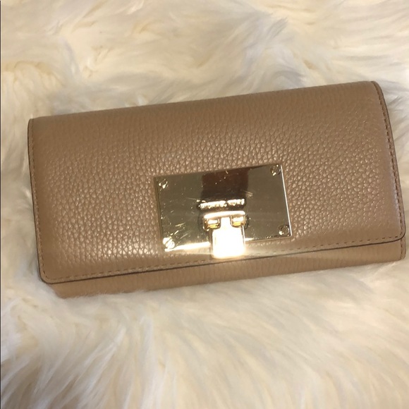 Wallet MK - Picture 1 of 8